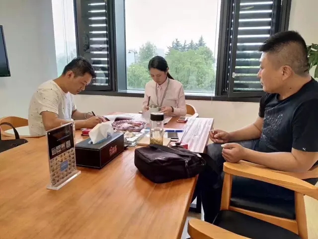 熱烈祝賀泰州姜堰李總、王總簽約創(chuàng)綠家！