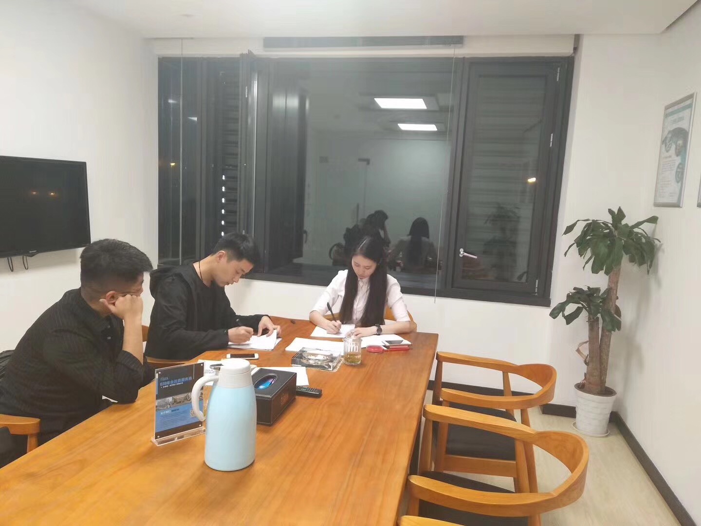 熱烈祝賀馬總、張總簽約創(chuàng)綠家亳州縣級(jí)代理！