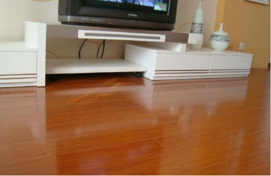 地暖安裝的不好會導致室內(nèi)空氣污染？