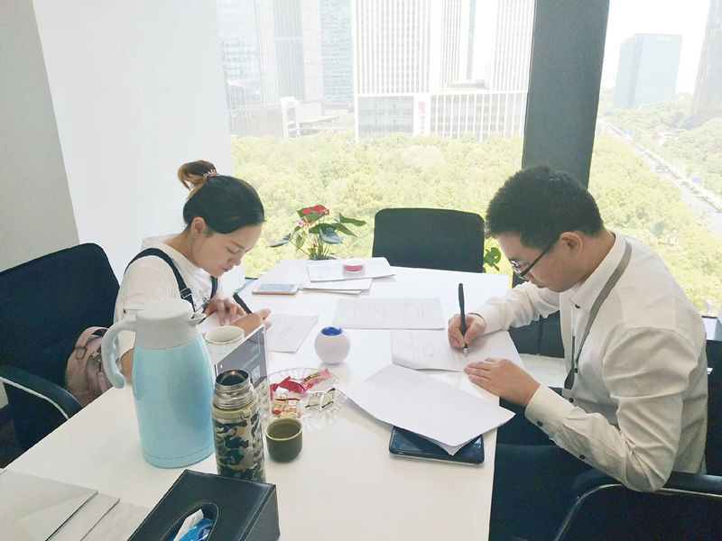 熱烈祝賀陳總簽約創(chuàng)綠家浙江省縣級(jí)市代理！