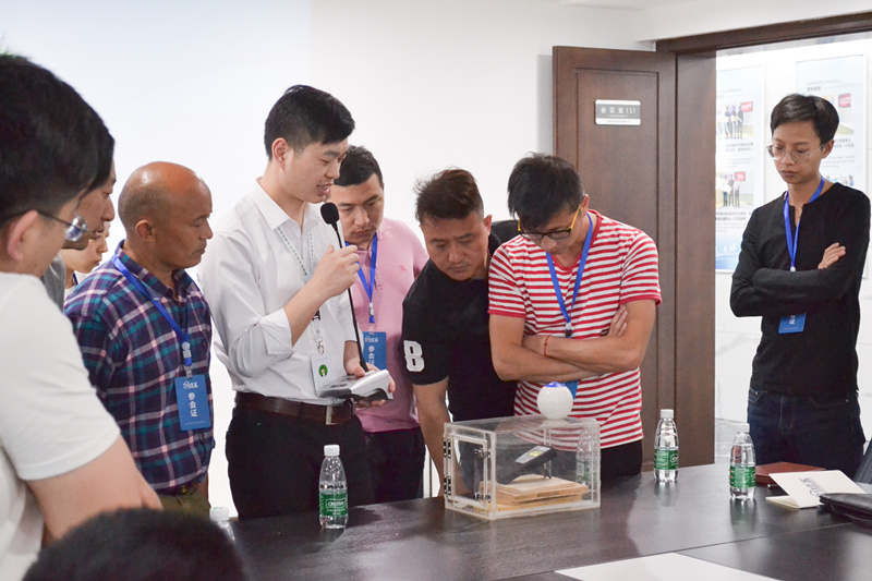 中國室內(nèi)裝飾協(xié)會室內(nèi)環(huán)境凈化治理專業(yè)委員會浙江中心第二期除醛技術(shù)交流峰會圓滿結(jié)束！