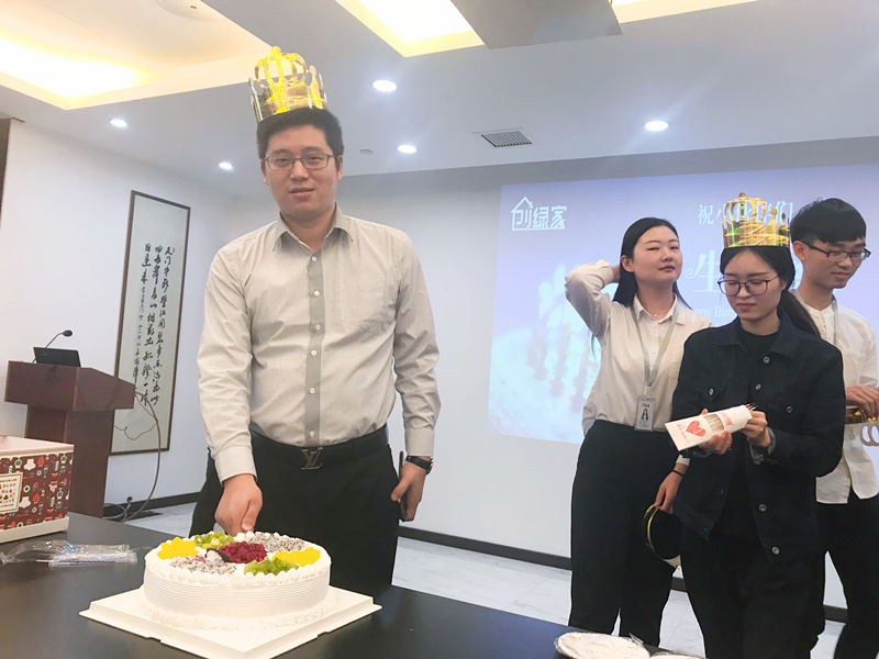 【5月生日會(huì)】這期壽星各個(gè)都可以出C位！