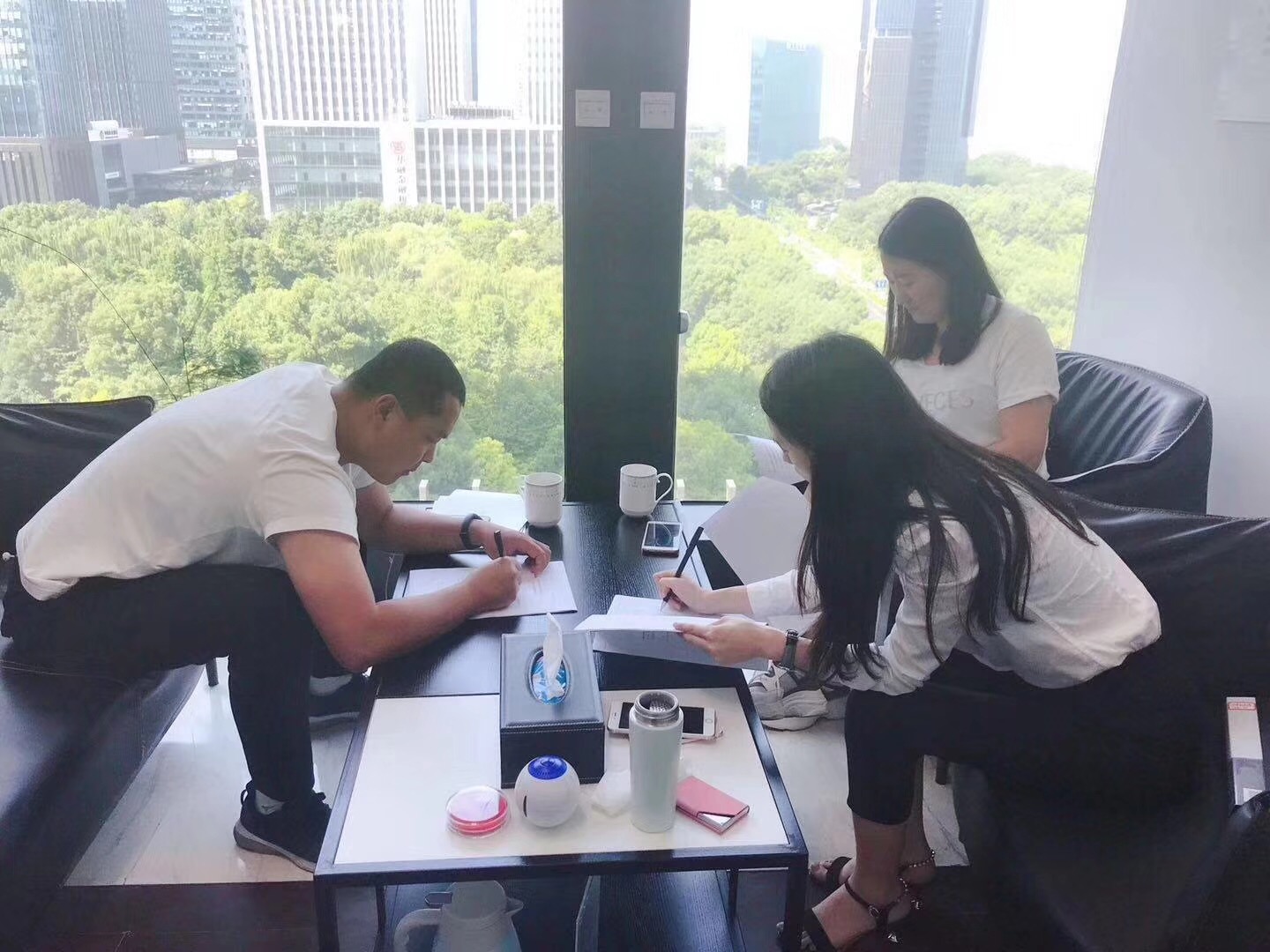 熱烈祝賀申總簽約創(chuàng)綠家白銀市區(qū)級代理！