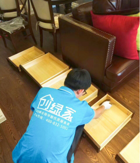 辦公室室內(nèi)空氣污染如何去除？找除甲醛專業(yè)公司治理