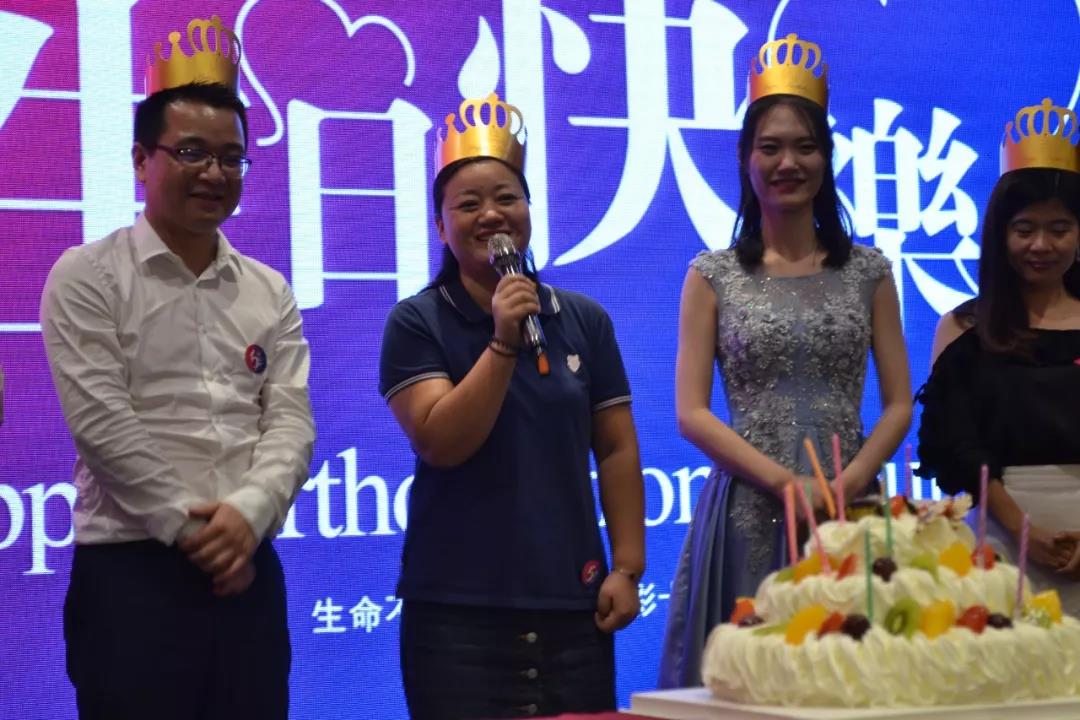 創(chuàng)綠家環(huán)保2018年中工作會(huì)議暨5周年慶典圓滿結(jié)束！