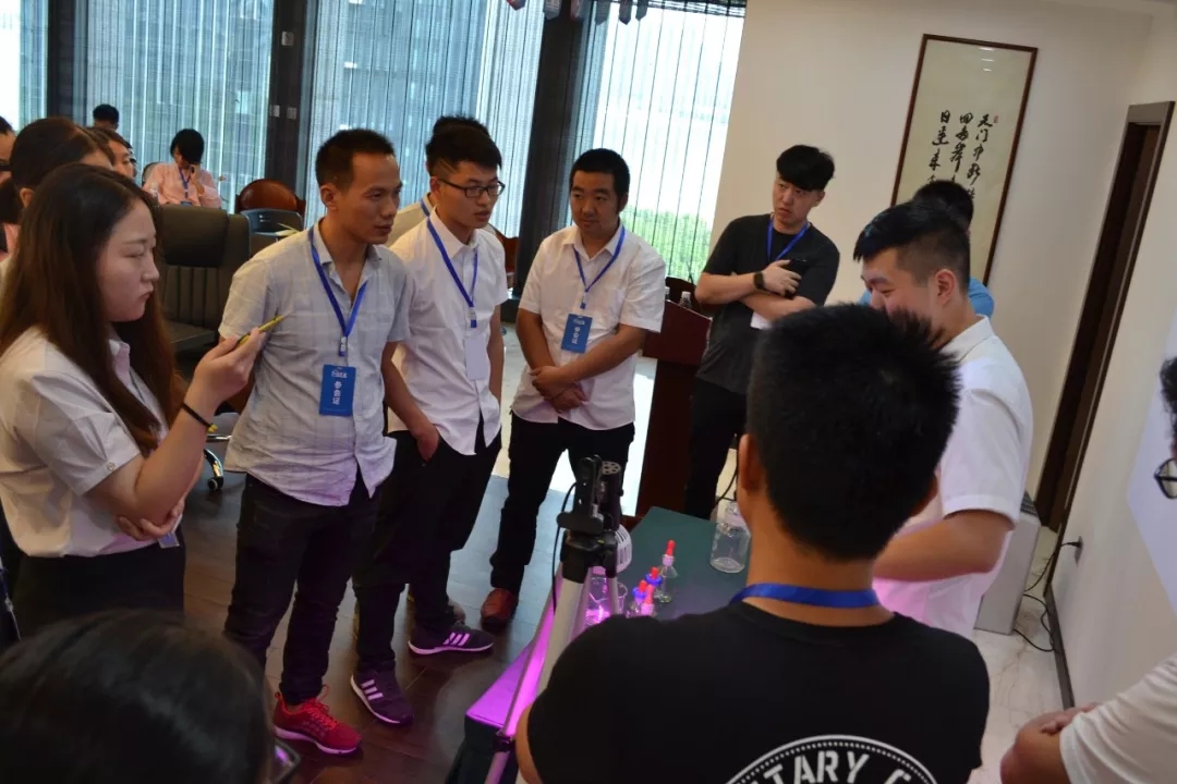 中國凈化委走進(jìn)浙江——中國室內(nèi)環(huán)境凈化治理專業(yè)委員會浙江培訓(xùn)基地交流峰會圓滿結(jié)束！