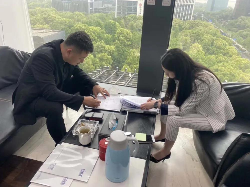 熱烈祝賀徐總劉總簽約創(chuàng)綠家中華人民共和國(guó)香港特別行政區(qū)代理！