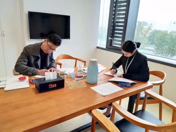 熱烈祝賀呂總團(tuán)隊簽約創(chuàng)綠家安徽省縣級市代理！