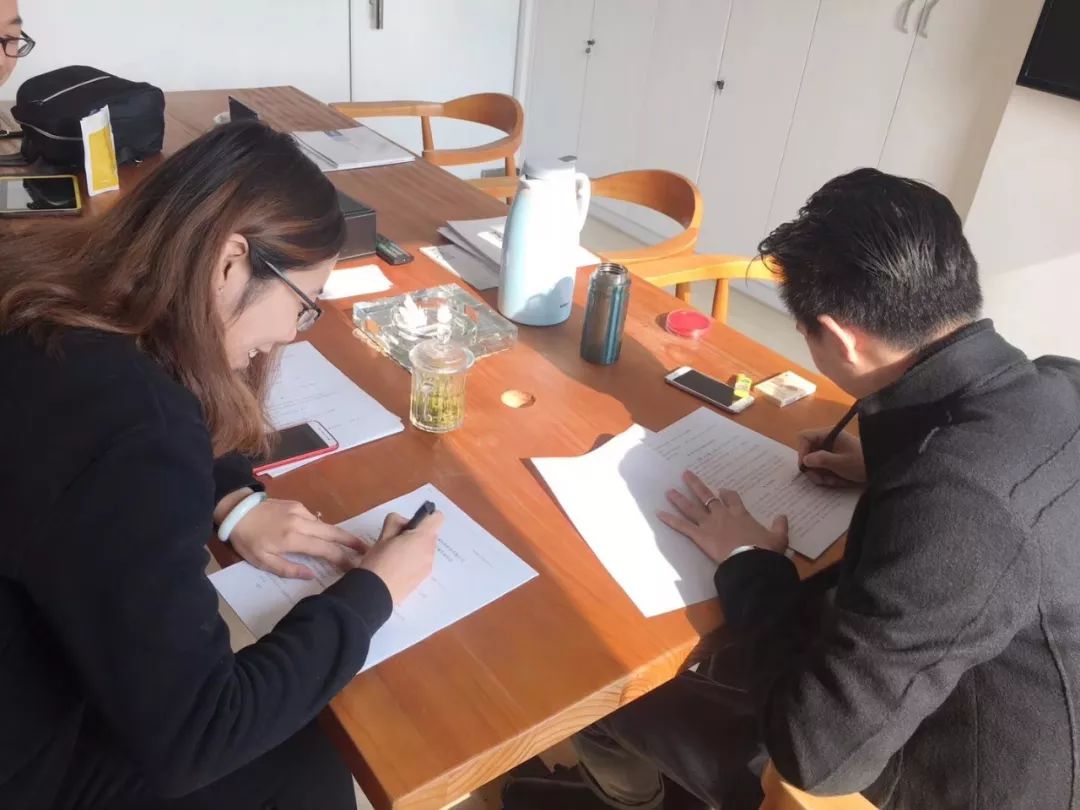 熱烈祝賀王總、張總夫婦簽約創(chuàng)綠家濟(jì)南市區(qū)級代理！