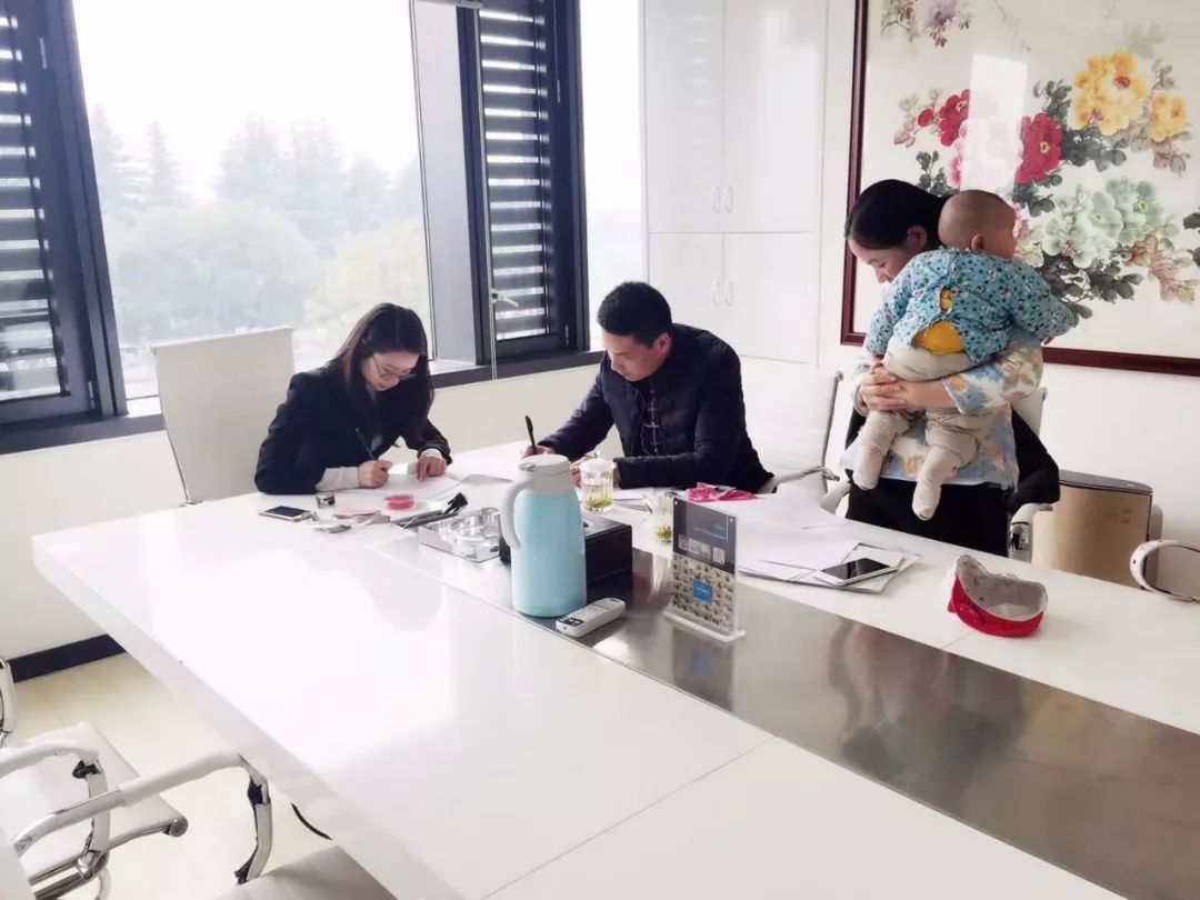 熱烈祝賀陸總簽約創(chuàng)綠家浙江省縣級代理！